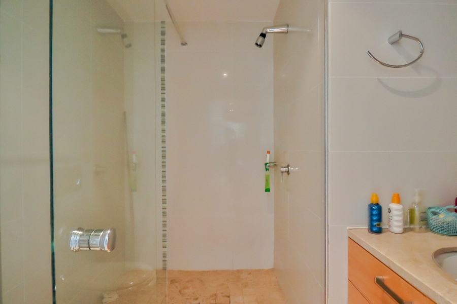 To Let 4 Bedroom Property for Rent in Strand North Western Cape